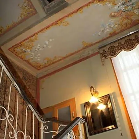 Bornancini Bed & Breakfast 4*