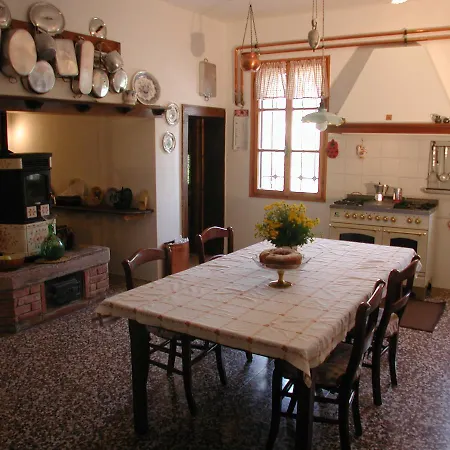 Bed & Breakfast Bornancini 4*